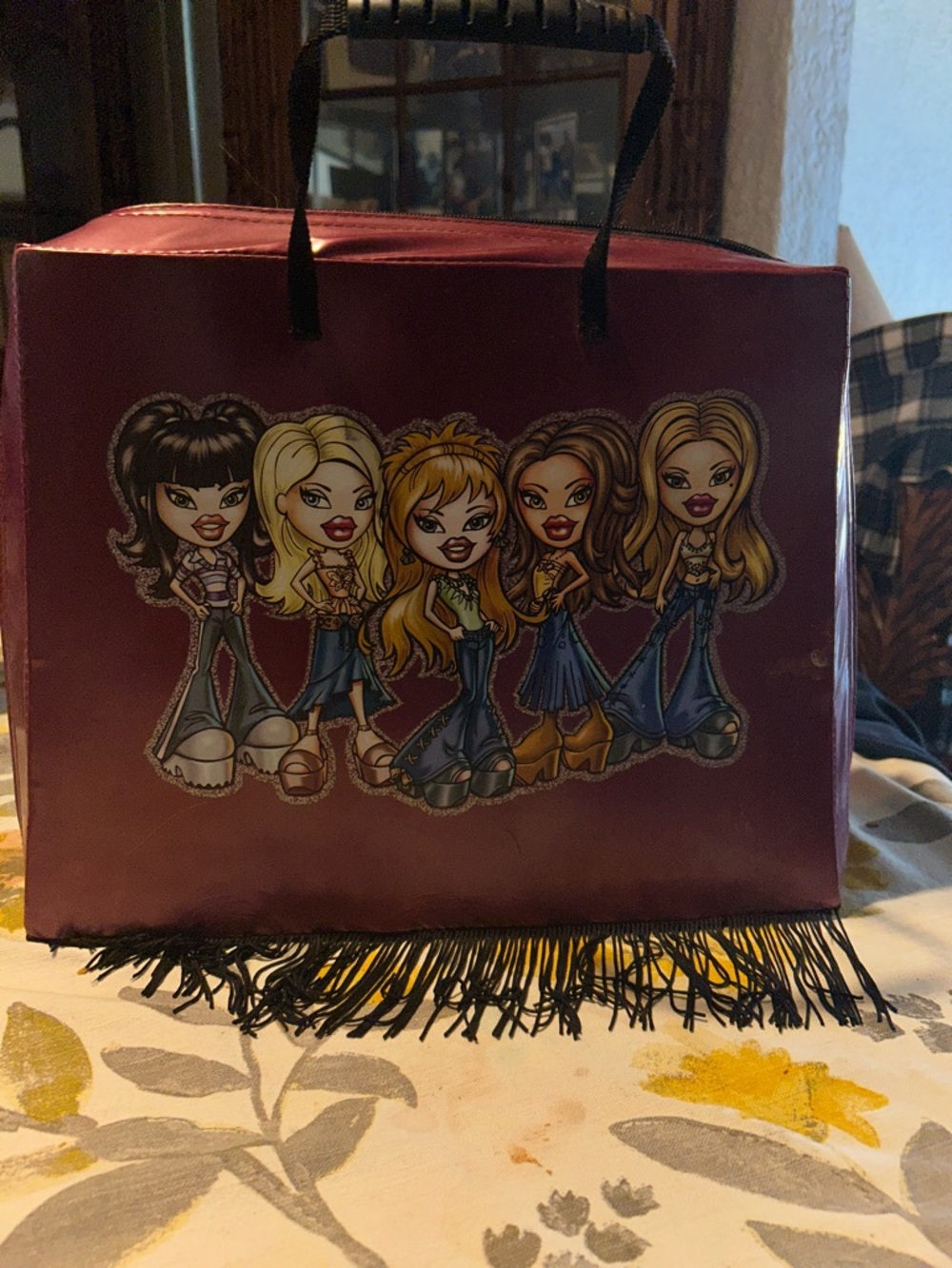 Graphic Fringe Tote Bag in Burgundy